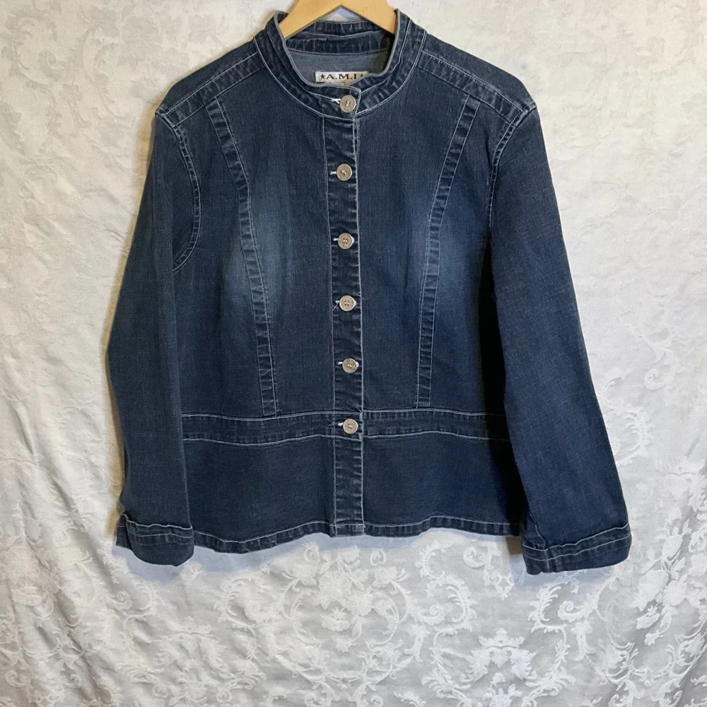 A.M.I. Denim Jacket Women's XL Blue Button Front Collarless Long‎ Sleeve